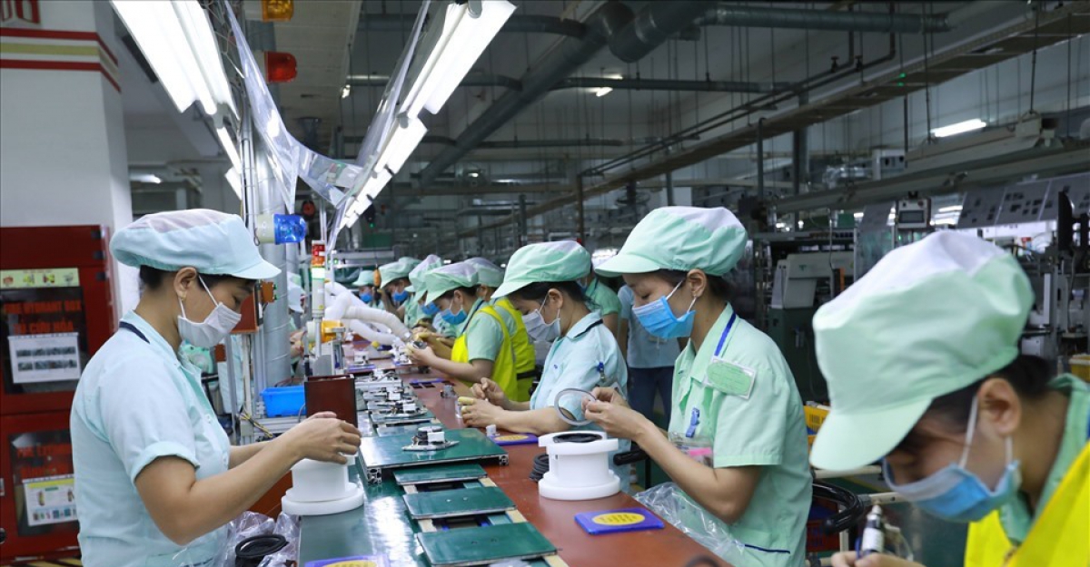 Điều kiện nghỉ hưu sớm đối với lao động nữ